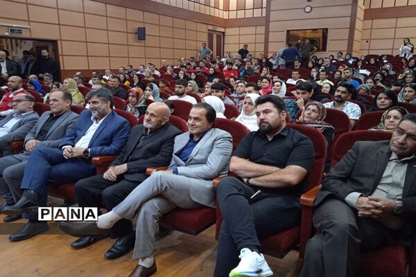 مراسم تقدیر از پرسنل  فوریت‌های پزشکی در روز اورژانس در محمودآباد