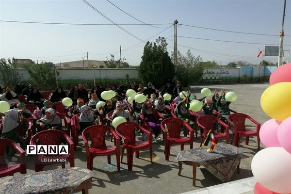 مراسم جشن شکوفه‌ها در مدارس ابرکوه