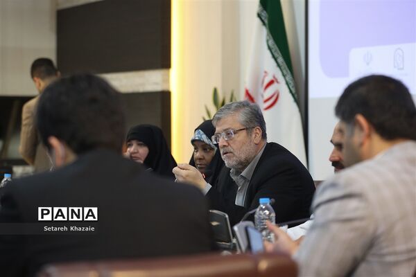 نشست هم اندیشی اولین جشنواره بین المللی رسانه خورشید