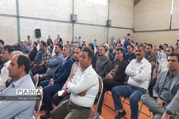 برگزاری جلسه شورای اداری در ملارد