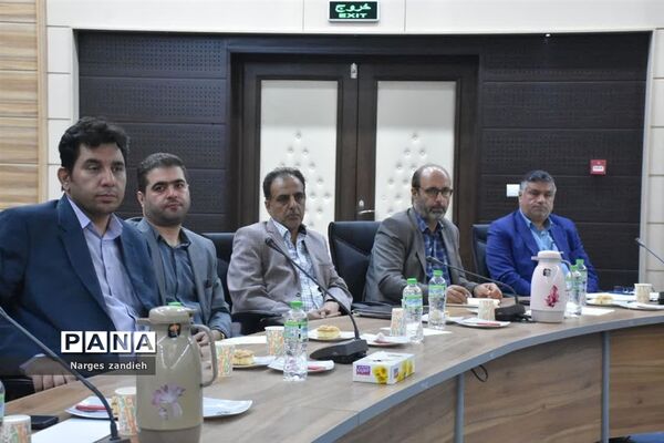 برگزاری جلسه شورای اداری در ملارد