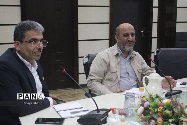 جلسه برنامه‌ریزی نمایشگاه هفته دفاع مقدس در آموزش و پرورش استان بوشهر