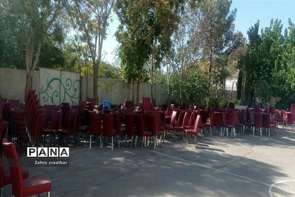 آماده سازی فضای هنرستان فاطمه الزهرا(س) جهت نواختن زنگ بازگشایی مدارس