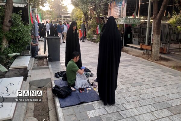 برگزاری مراسم زادروز شهیداصغرپاشاپور در گلزار شهدای تهران