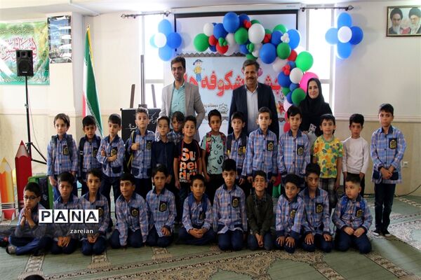 برگزاری جشن شکوفه‌ها در دبستان ولایت ۱ ناحیه ۲ یزد