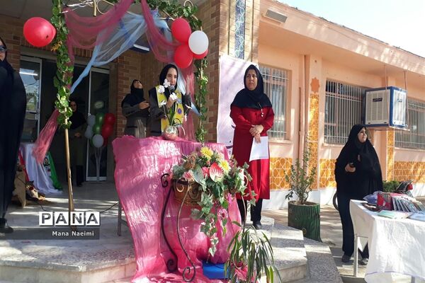 جشن جوانه‌ها در دبیرستان نمونه دولتی اندیشه شهرستان کاشمر