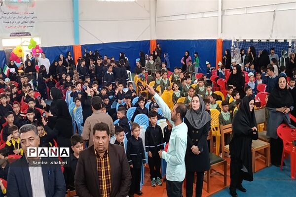 جشن شکوفه‌ها در شهرستان جاجرم