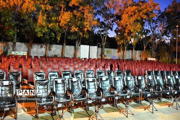 روز سوم آماده سازی هنرستان فاطمه زهرا ناحیه یک برای نواختن زنگ مهر