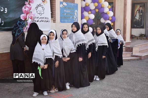 جشن بهار تعلیم و تربیت در دبستان حضرت مریم مقدس بومهن