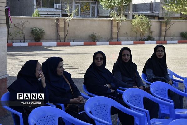 جشن بهار تعلیم و تربیت در دبستان حضرت مریم مقدس بومهن