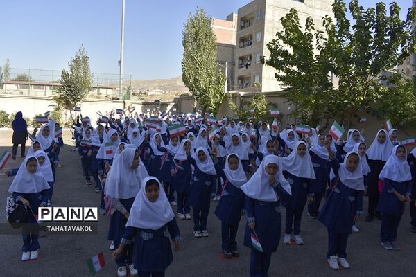 جشن بهار تعلیم و تربیت در دبستان حضرت مریم مقدس بومهن