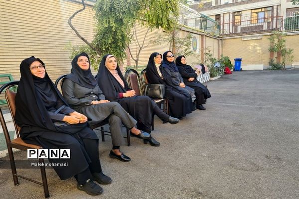 زنگ مهر در دبیرستان دخترانه فرهنگ  ۱۳