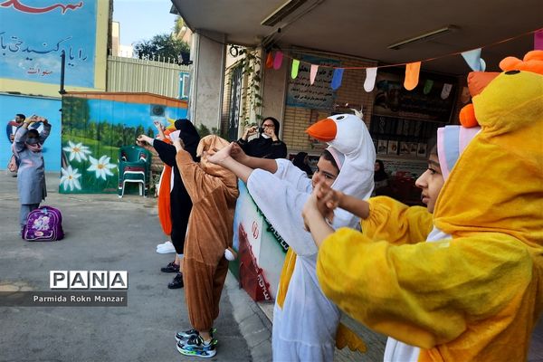 حال و هوای روز اول ماه مهر در مدارس شیراز