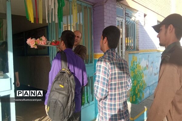 شروع ماه مهر، ماه علم و معرفت در دبیرستان علوم و معارف اسلامی شهرکرد