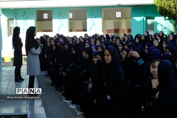 آیین بازگشایی مدارس در آموزشگاه علامه مجلسی شهرستان پیشوا