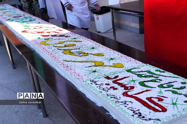 نواخته شدن زنگ آغاز سال تحصیلی در مشهد با حضور معاون رئیس جمهوری در مشهد