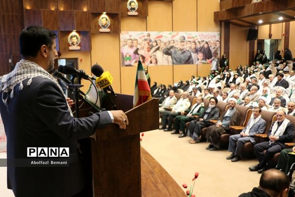 همایش سراسری تجلیل از پیشکسوتان جهاد و مقاومت در قم