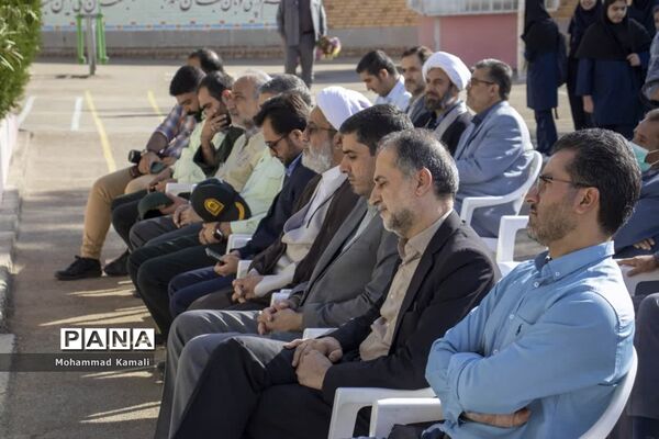 زنگ مهر و مقاومت در مدارس شهرستان محلات