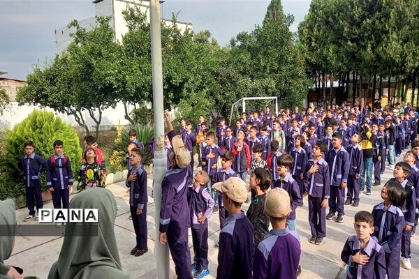 بوی ماه مهر در دبستان نظام الملک قائمشهر