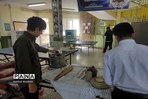 زنگ مهر و ایثار در دبیرستان نمونه آیت‌الله خامنه‌ای کاشمر