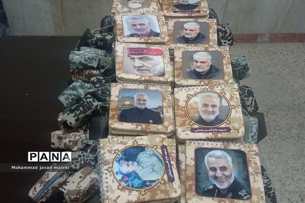 جشن دانش‌آموزان قبولی پایه هفتم در دبیرستان استعدادهای درخشان شهید بهشتی رودهن