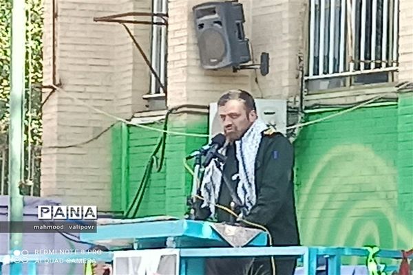 نواختن زنگ مهر ومقاومت در مدارس استان قزوین