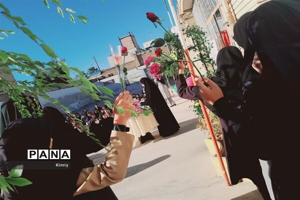 آغاز سال تحصیلی در دبیرستان شاهد مطهره