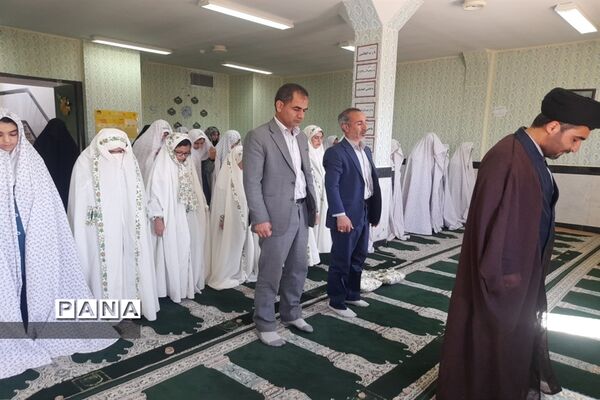 آیین نواختن زنگ مهر و مقاومت در شهرستان بام و صفی آباد