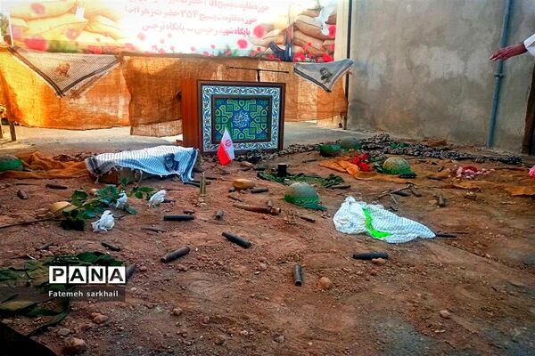 مراسم تجلیل از خانواده شهدا در شهرستان رباط‌کریم