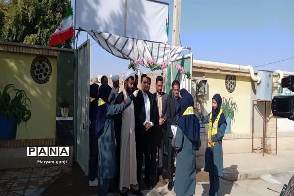 نواختن زنگ مهر و مقاومت در مدارس شهرستان مروست