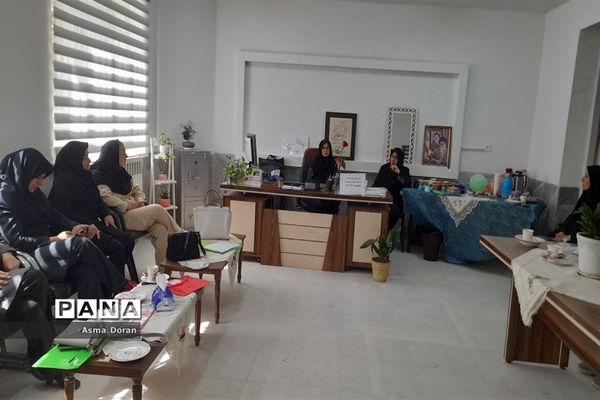 شروع سال تحصیلی جدید در دبیرستان حضرت زینب(س)