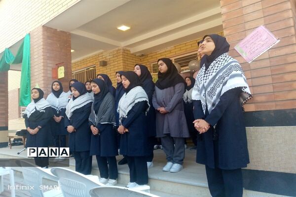 مراسم نمادین زنگ ایثار و مقاومت و بازگشایی آموزشگاه قلم چی در شهرستان بن