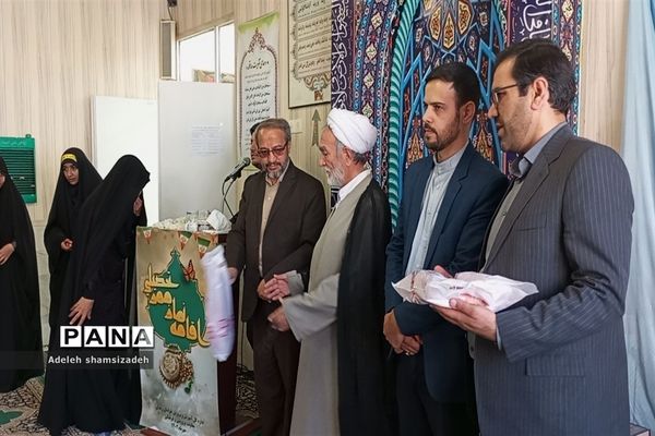اقامه نماز ظهر و عصر توسط نماینده ولی فقیه و امام جمعه مشهد مقدس در آغاز سال تحصیلی در دبیرستان شاهد فاطمیه
