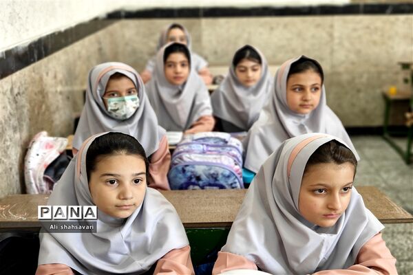 نواختن زنگ مهر، ایثار و مقاومت و آغاز سال تحصیلی جدید در کرمانشاه