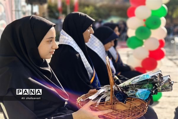 نواختن زنگ مهر، ایثار و مقاومت و آغاز سال تحصیلی جدید در کرمانشاه