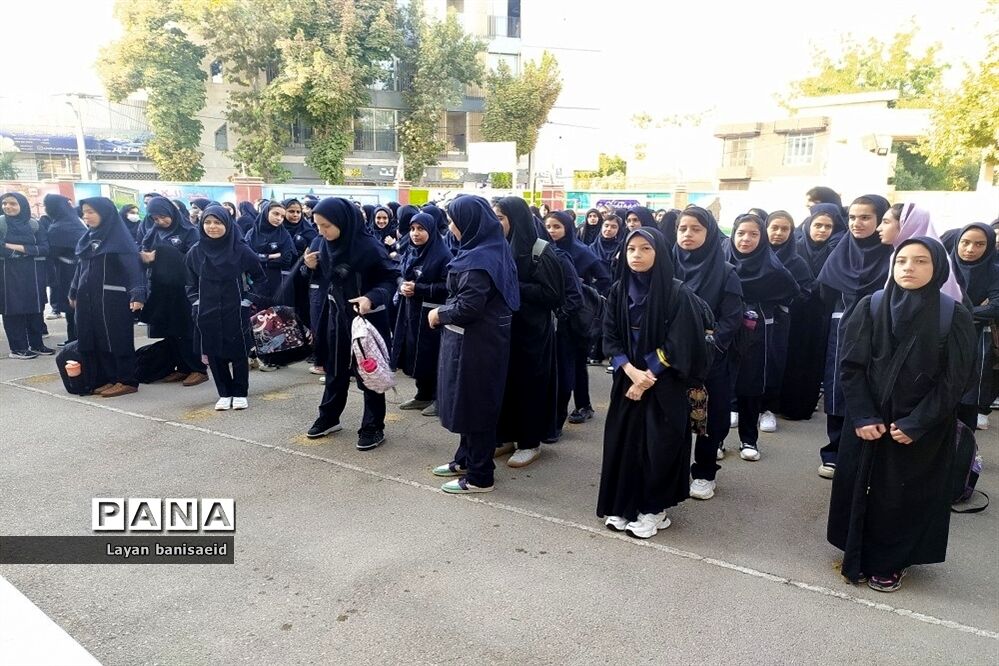 شروع سال تحصیلی  در دبیرستان شاهد دالکی ناحیه یک شیراز