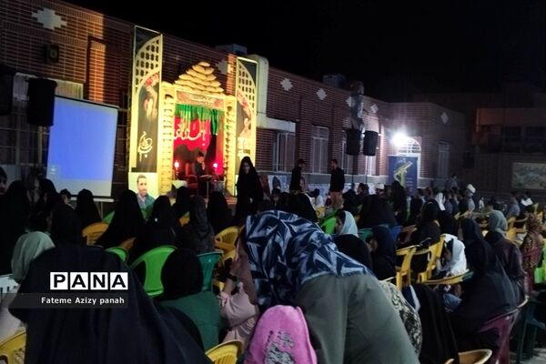 برگزاری یادواره شهدا در مدارس آباده