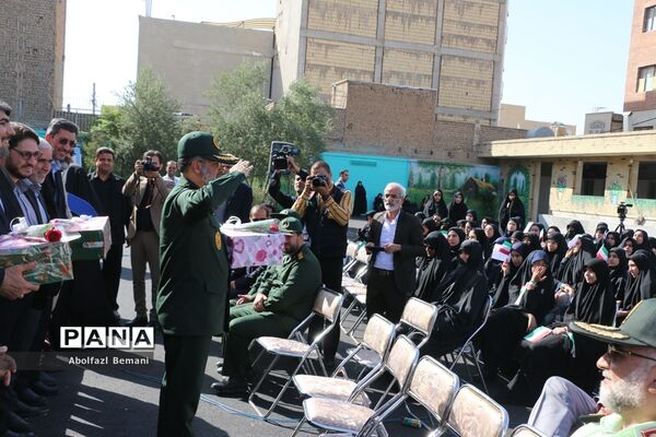 آیین آغاز سال تحصیلی با حضور معاون رئیس جمهوری در قم