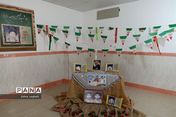 آغاز سال تحصیلی و گرامیداشت هفته دفاع مقدس در دبیرستان نمونه دولتی برکت