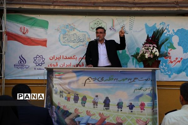 طنین زنگ مهر مهدوی در هنرستان فیروزکوهی