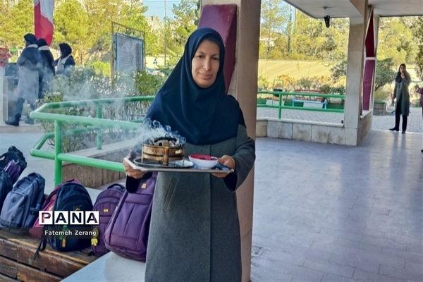 مراسم جشن بازگشایی مدارس و آیین نواختن زنگ مهر