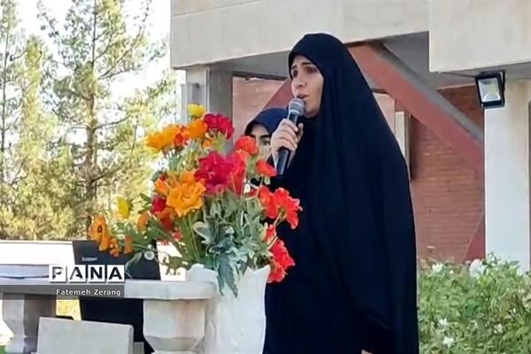 مراسم جشن بازگشایی مدارس و آیین نواختن زنگ مهر