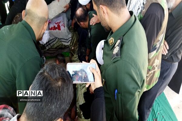تشیع پیکر مطهر شهید گمنام در شهرستان فیروزکوه
