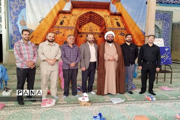 سومین رزمایش همدلی کمک به دانش‌آموزان نیازمند شهرستان اقلید در سال تحصیلی جدید