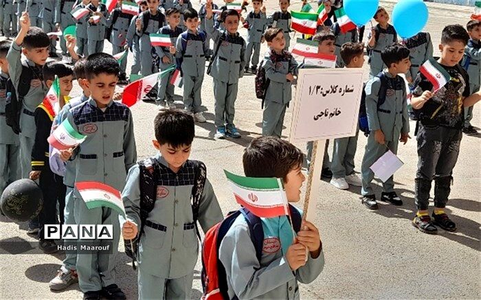 وابستگی دانش‌آموزان، ریشه در برخورد اولیا با دانش‌آموز در سنین پایین دارد