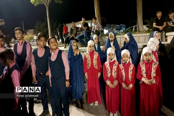 جشن‌آغاز امامت امام‌زمان( عج)و کیک دوازده متری در شهرستان ورامین