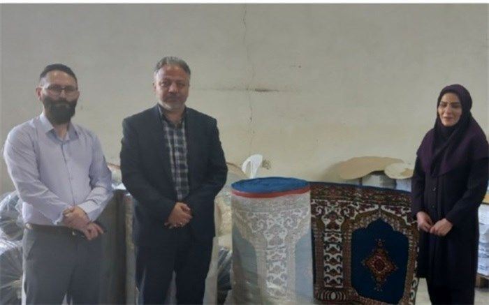 توزیع فرش سجاده‌ای در بین مدارس البرز همزمان با آغاز سال تحصیلی جدید