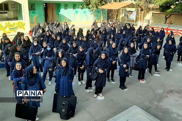 جشن آغاز امامت امام زمان(عج) و گرامیداشت هفته دفاع مقدس در هنرستان فدک