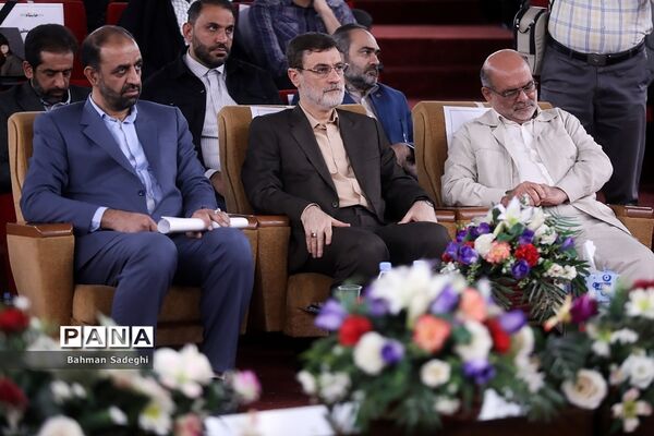 مراسم رونمایی از صدو چهل شهید، صدو چهل روایت