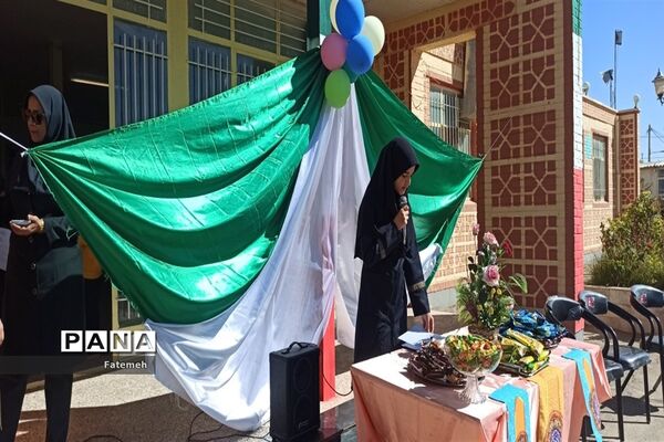 برگزاری جشن ولایت و امامت امام زمان (عج) در دبیرستان برادران طباطبایی شهرستان کاشمر